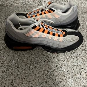 2 pair of Nike 95’s